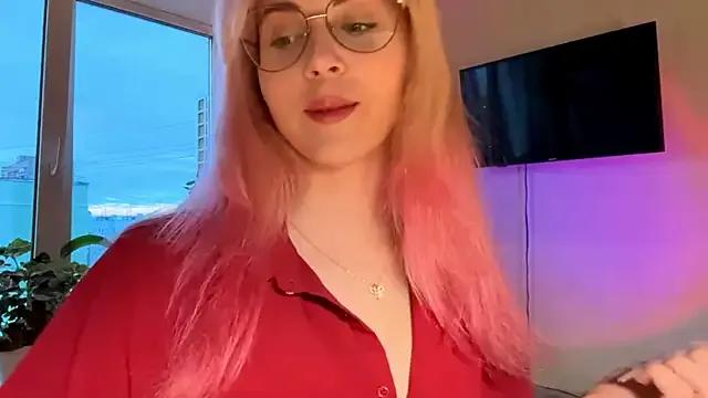 Freechat LatanyaRein on StripChat