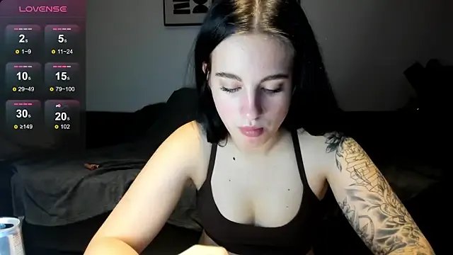 StripChat LexiSinnn is Freechat LexiSinnn — Tease with tits