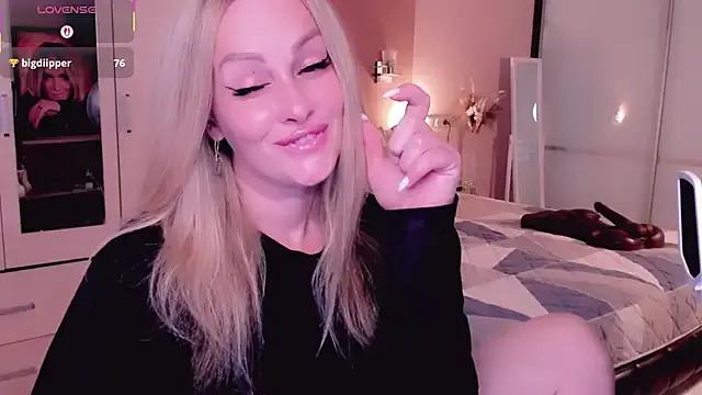 Freechat Libby_Nora on StripChat