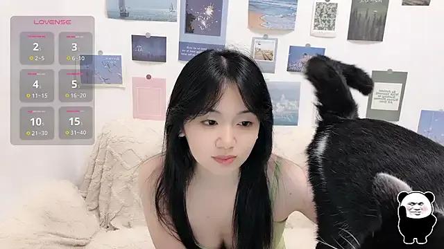 Freechat LiLiYbaby on StripChat