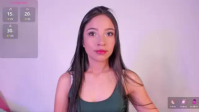 Freechat lillielover16 on StripChat