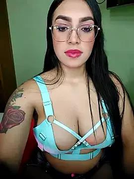 Freechat Linda_Saenz_ on StripChat