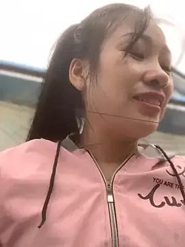 StripChat Linh_sexyy is Freechat Linh_sexyy — I am a poor girl please help me
