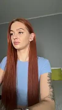 StripChat LittleFox___ is Freechat LittleFox___ — Wet T -shirt +pinch nipples