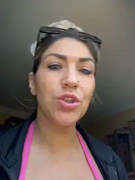 LittleMissEeve — Straddle you!