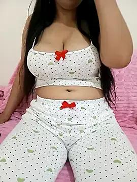 Freechat Liyan- on StripChat