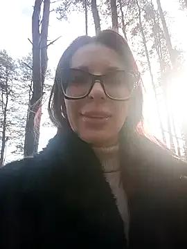 StripChat lleisa is Freechat lleisa — Coat on Naked body