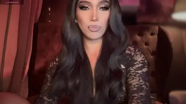 Freechat Lo_la_69 on StripChat