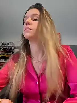 StripChat lucie_mehott is Freechat lucie_mehott — JE TE MONTRE MA LINGERIE