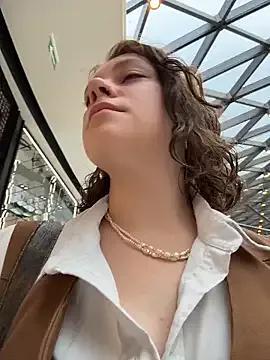 Freechat lucy-joy on StripChat