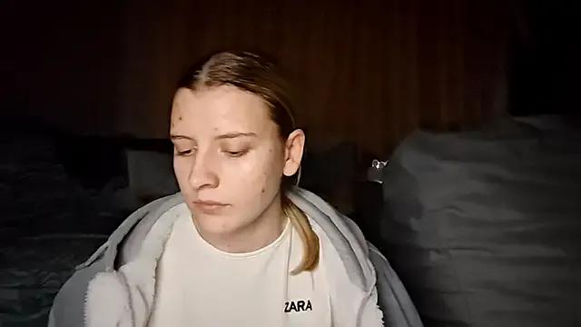 Freechat LynteriLain on StripChat