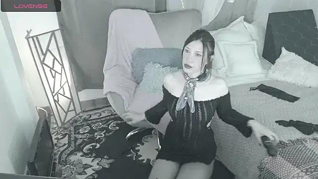 Freechat magali_19 on StripChat