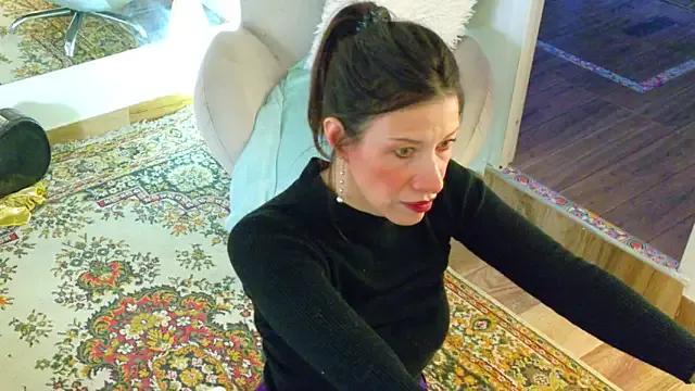 Freechat magali_19 on StripChat