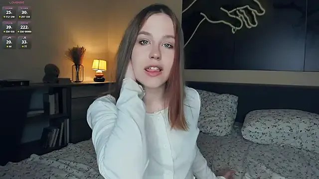 MaliaBourraine on StripChat