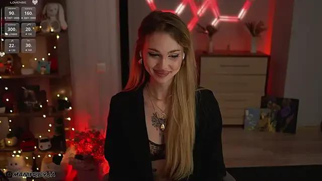 StripChat ManiFreyja is Freechat ManiFreyja — Collection for an annual gym membership