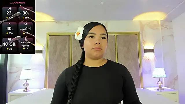 Freechat MarianaGarciaa__ on StripChat