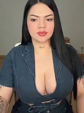 StripChat MarianDiRose is Freechat MarianDiRose — TopLess