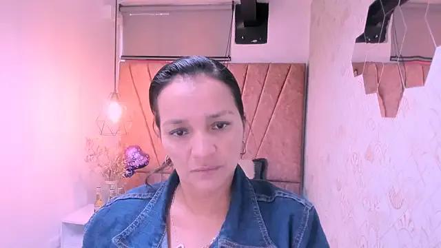 Freechat MarilynMiilf_ on StripChat