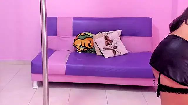 Freechat mature_dirty_squirt on StripChat