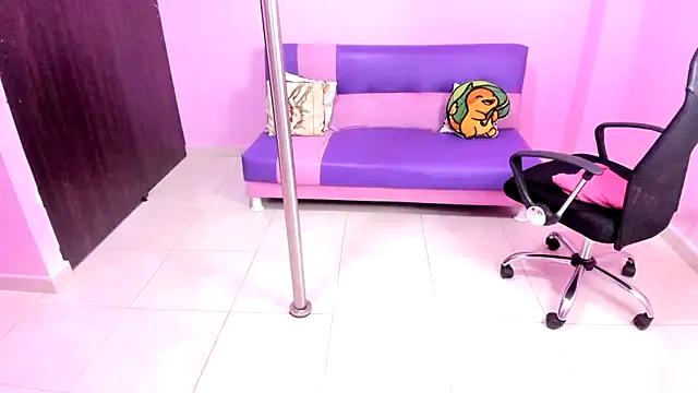 Freechat mature_dirty_squirt on StripChat