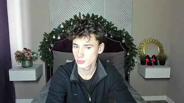 Max_Foks on StripChat