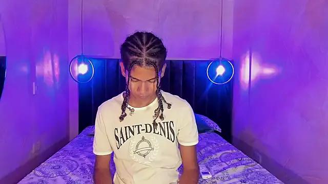 Freechat Maxim-Walker on StripChat