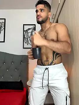 Freechat Maximiliano_ford on StripChat