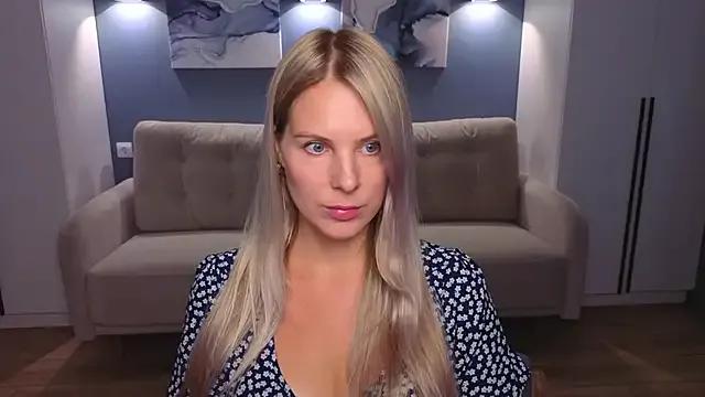 Freechat MelanieBennett on StripChat