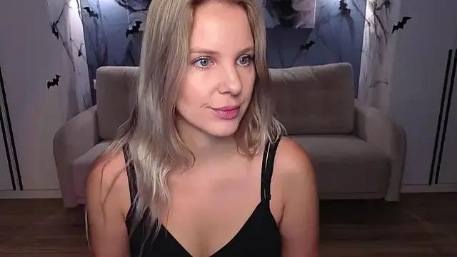 Freechat MelanieBennett on StripChat