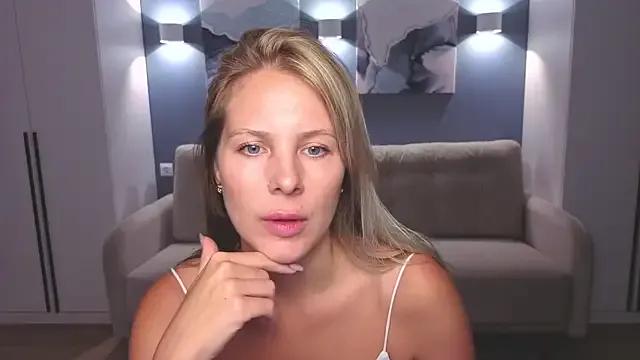 Freechat MelanieBennett on StripChat