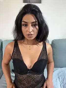 Freechat Mia_spicyy on StripChat