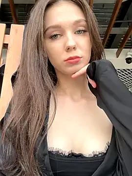 Freechat MilaBee on StripChat