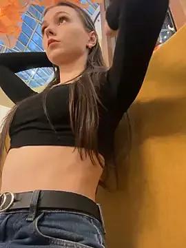 StripChat MilaBee is Freechat MilaBee — Naked 10 min+fuck ass finger