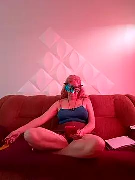 Freechat MILEIDE980 on StripChat