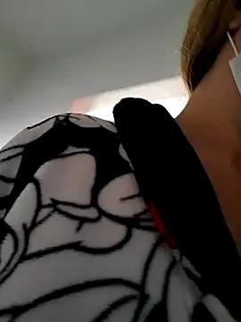 Freechat MILEIDE980 on StripChat