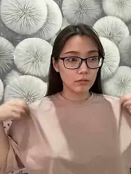 Freechat Milka23 on StripChat