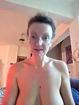 Freechat MissMialicious on StripChat