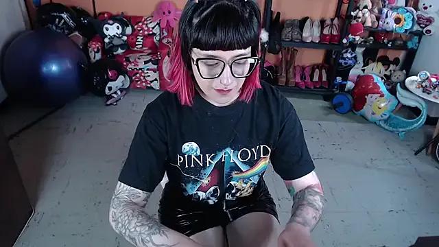 Freechat MissMiia2 on StripChat