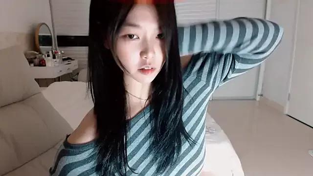 Miu1_girl on StripChat