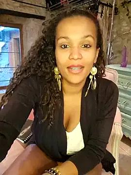 StripChat MK_34C is Freechat MK_34C — Gorge profonde (LT choisit le gode )