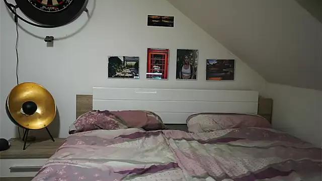 Moistdevil on StripChat