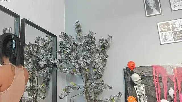 Freechat Nahomycarterr on StripChat