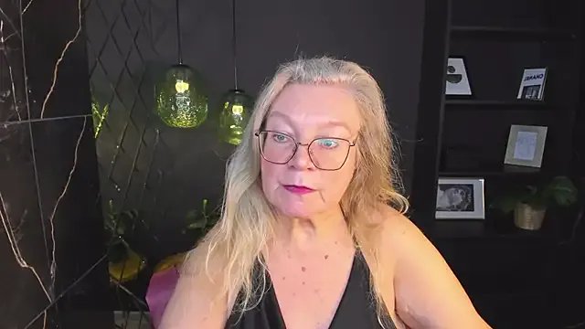 Freechat NataliMellow on StripChat