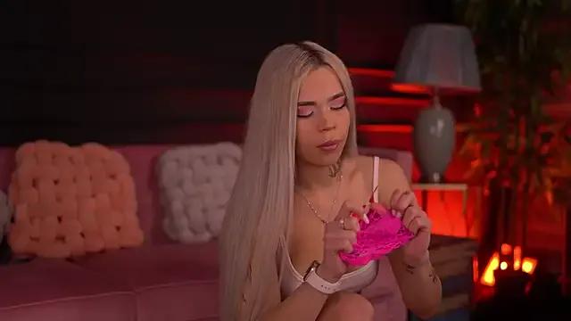 Freechat NickyBenz on StripChat