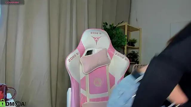 Freechat Nicole_Charm on StripChat