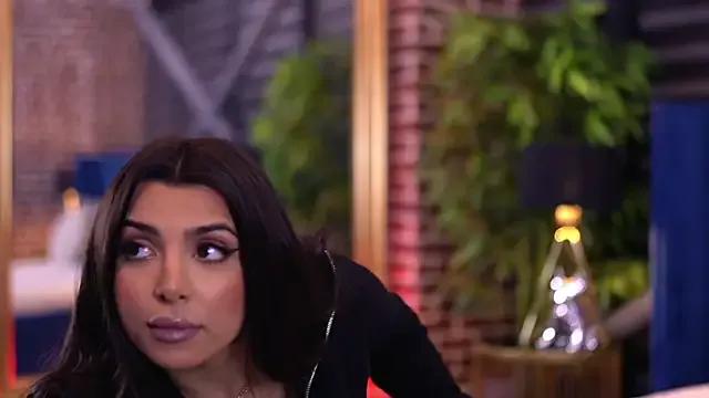 Private NicoleCellini on StripChat