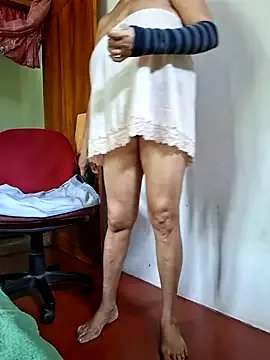 Nishu_Girl2 — Fully Nude Oily PUSSY PLAY 