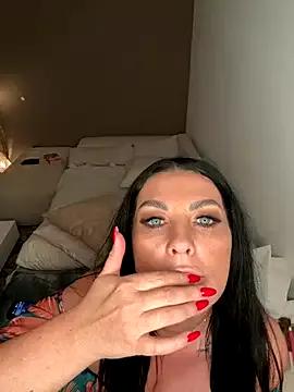 Freechat Nola_Luxx-offiziell on StripChat