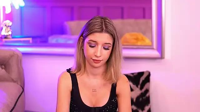 Freechat OdetteMason on StripChat