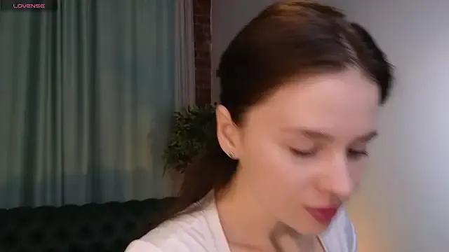 Olivia_Farrell on StripChat